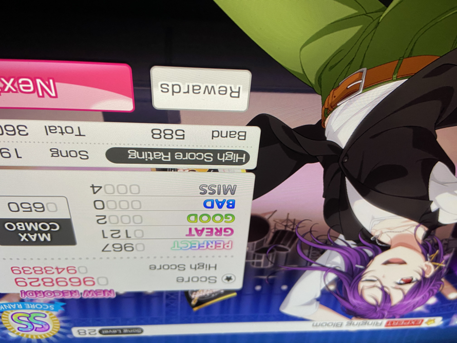 here’s what i got on ringing bloom, sorry for bad quality and i never said i could full combo it. 