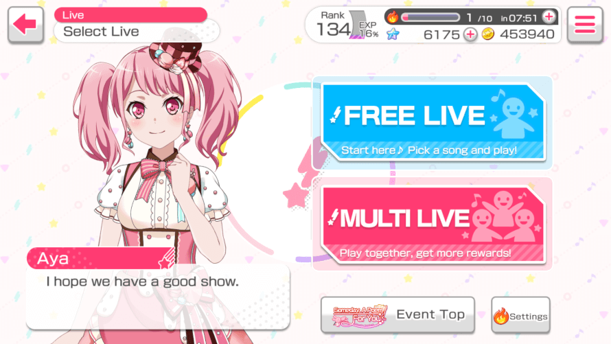 Does character dialog changes after you maxed out the band level?

I just level my pasupare band...