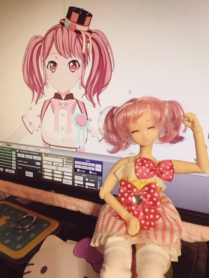 i put all the hands for this doll somewhere but i dont remember where so aya’s gonna have some fists...