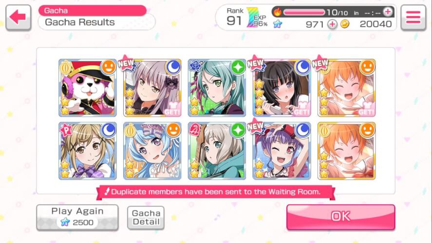 This morning, I wanted to try getting some new cards from the last gacha. Then, THIS HAPPEND.

I...