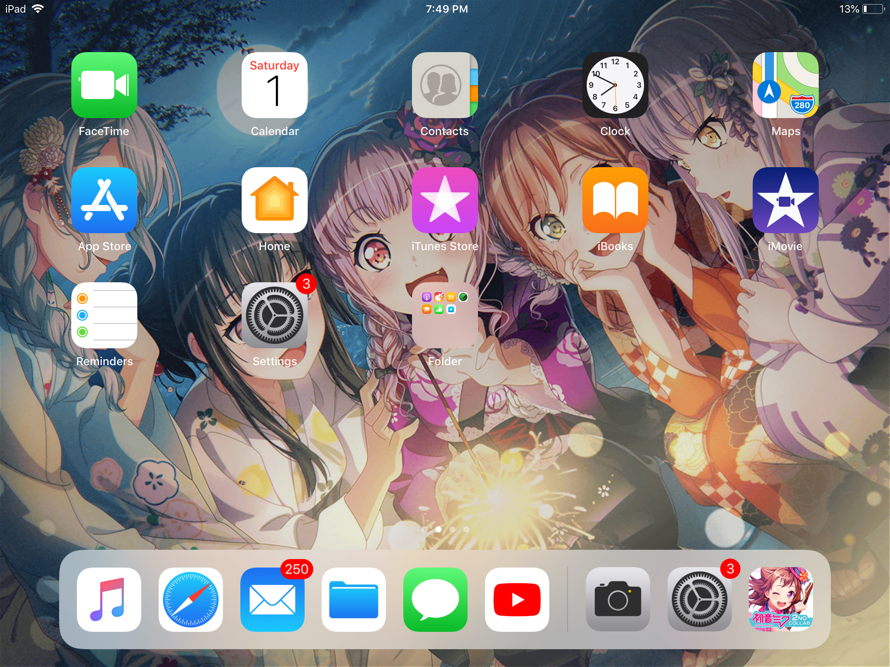 i just realised the apps match their colours lol