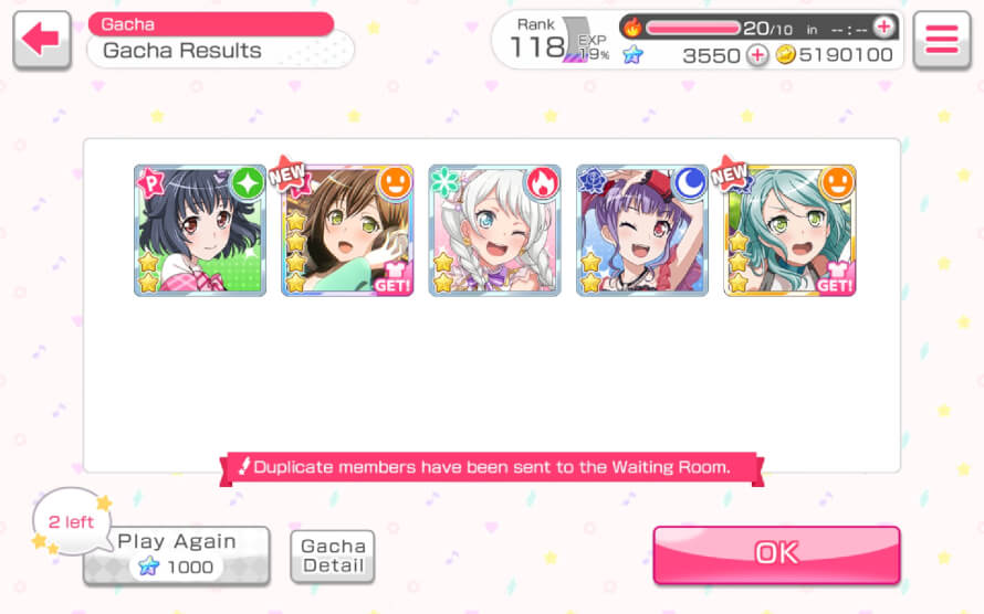 I'M LOSING IT, I ONLY SAW YELLOW GLOWSTICKS I'M

AAAAAAAA ;д;

I can't believe this. This is one...