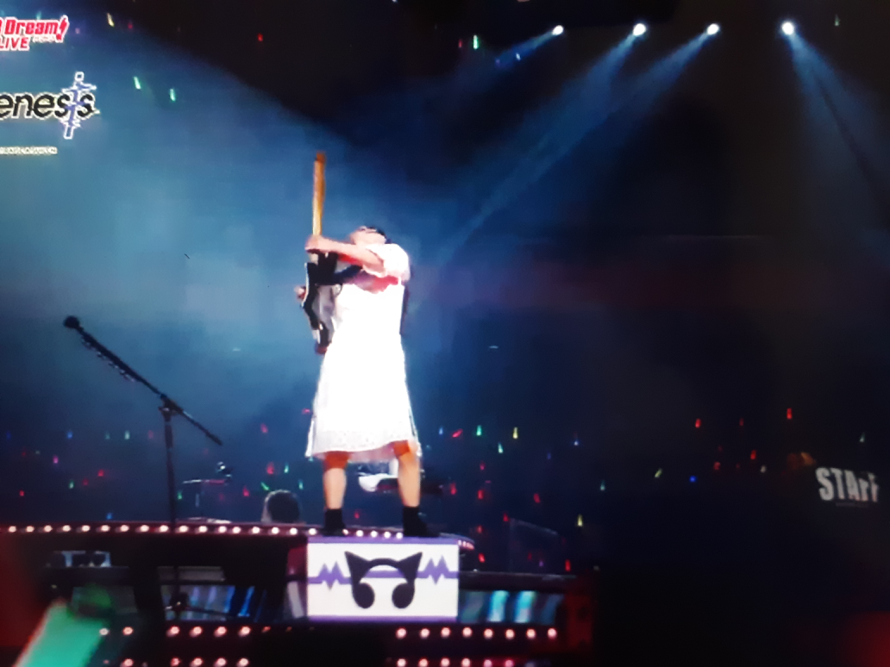 For some reason i took a picture of Rikopin in a box...












 Don't ask why 