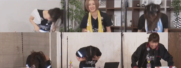 Encore.

I'm so happy I caught THE THIRD 1st Live! I gotta catch my breath though..!