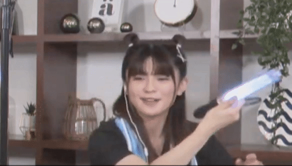 enjoying the THE THIRD 1st live stream a lot rn

tsumutsumu's the same as always