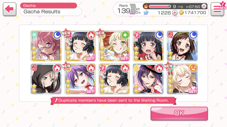 Chisato finally came home but also is this even normal having multiple three stars???🥺 I usually get...