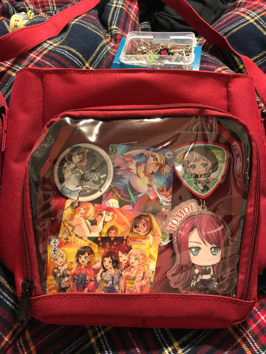 Thought I’d create a mini Afterglow ITA bag with some duplicate cards and Afterglow merch I have....