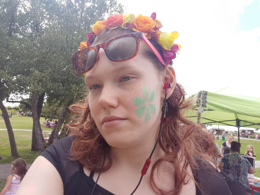 Guys! I noticed something wild! 

I realized that I naturally look like Lisa

Seriously. Here is...